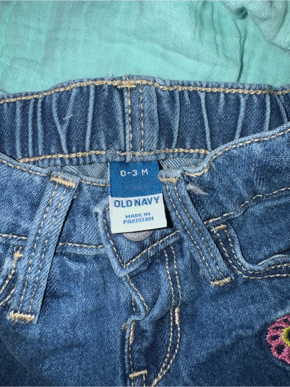 Old Navy Girls 6-Pack Shorts - Red, Mint, White, Pink, Yellow, Denim - Picture 3 of 4